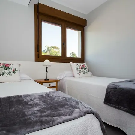 Apartment El Pedregal Playa De Ris *