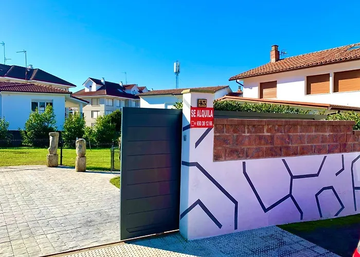 El Pedregal Playa De Ris